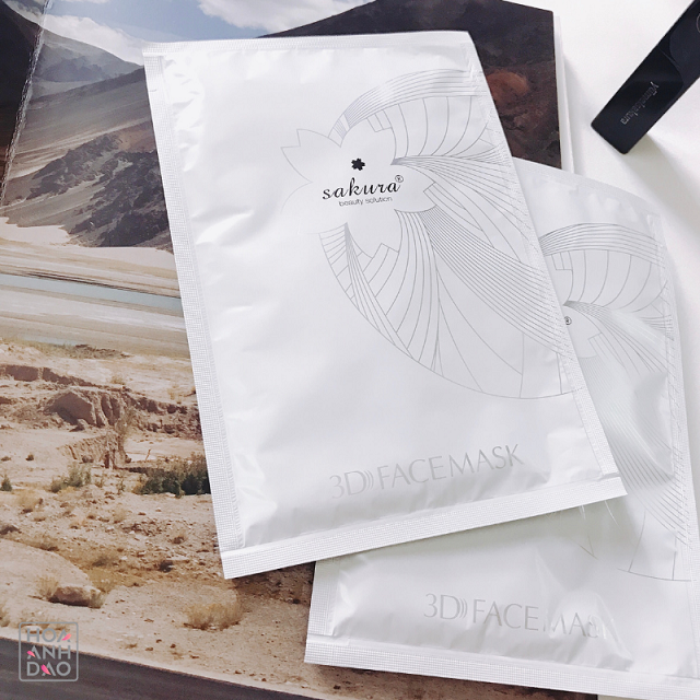 Tuyệt chiêu dưỡng da hoàn hảo cùng mặt nạ Sakura 3D Face Mask