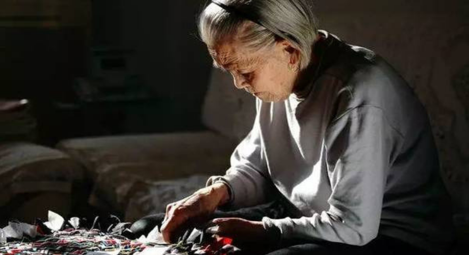 Hiếu Thảo Với Cha Mẹ Là Cái Gốc Để Làm Người Lương Thiện