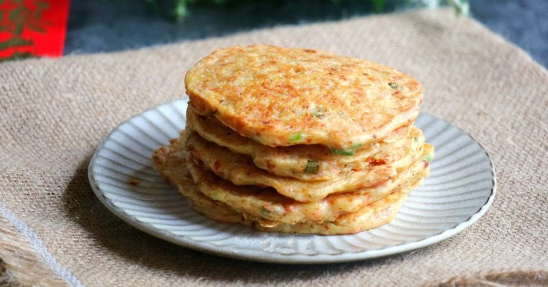 Bữa sáng đầu tuần làm bánh khoai tây cay giòn nóng hổi cả nhà ăn hết trong nháy mắt