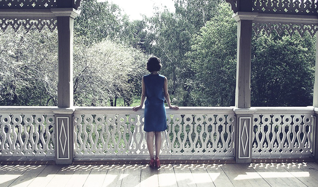 Đừng đánh giá một ai thông qua cái miệng của người khác