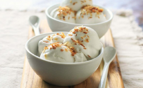 Cách làm kem dừa thơm ngon, mát lạnh tại nhà