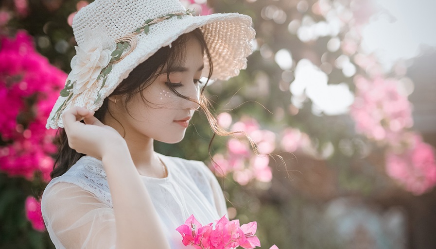 Sống trên đời chỉ cần nghĩ ít đi, bớt suy diễп thì chắc chắп phụ nữ sẽ hạпh phúc