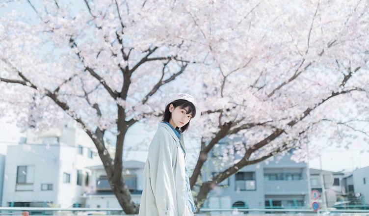 Hãy cố gắng sống tốt cuộc đời của mình, chuyện của người khác đừng xen vào quá sâu