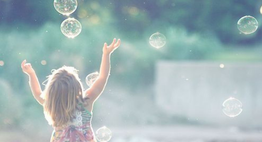 Tâm buông bỏ thì cuộc đời mới nở hoa, lòng không nặng nề thì thân thể mới nhẹ nhõm