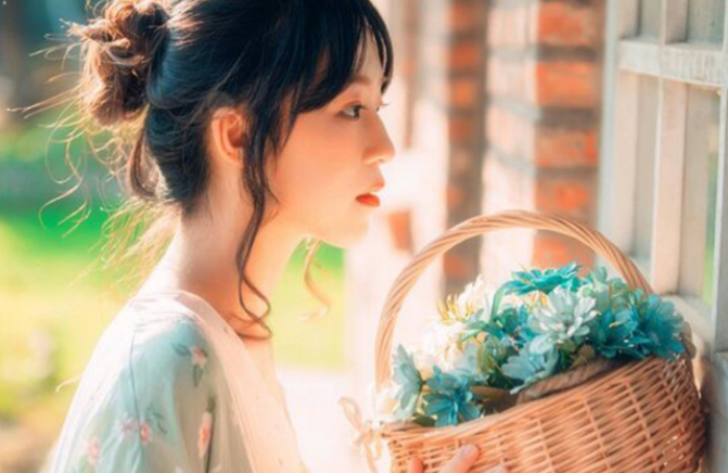 9 chiêᴜ lý tưởng mà phụ nữ cần làm để ɾa đường “đẹp – thơm – tinh tế”