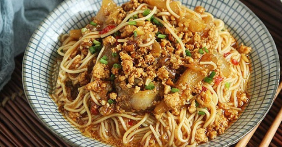 Thực đơn mì xào vừa ngon miệng lại giàu dinh dưỡng, ai cũng khen nức nở