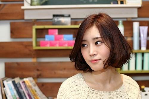 Bí quyết trang điểm cho nàng mặt tròn