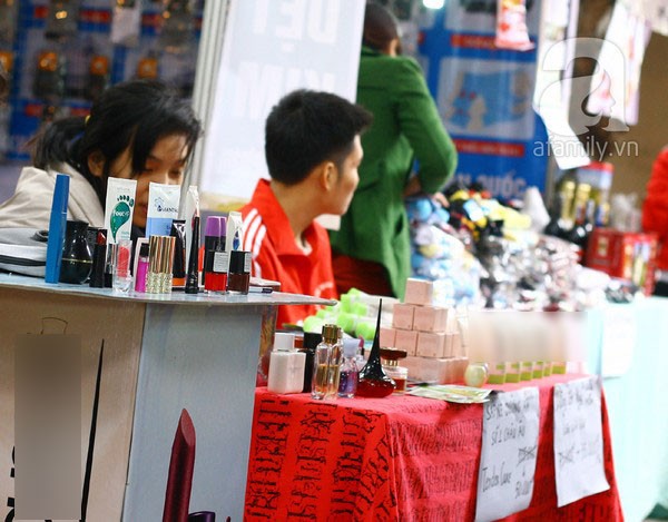 Mỹ phẩm hàng hiệu giá… 20.000 đồng