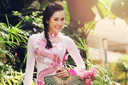 Những mái tóc xinh yêu để chụp ảnh áo dài ngày Tết