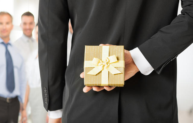 Top 4 quà Tết "lấy lòng" sếp nữ dưới 1.000.000đ