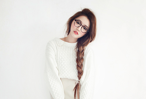 Những kiểu tóc đẹp xinh cho chị em đón tết 2015