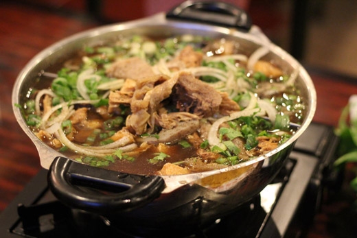 Những món ăn không thể thiếu trong những này mưa của người Sài thành