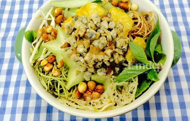 Cơm Hến chuẩn Huế chào tuần mới!