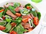 Salad bò chua cay kiểu Thái cực ngon