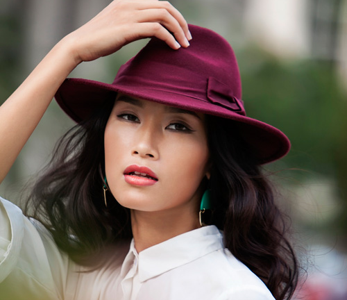 Trang Khiếu làm tê liệt một góc phố Sài Gòn