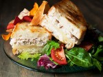 Bữa sáng 10 phút bánh mì kẹp cá ngừ