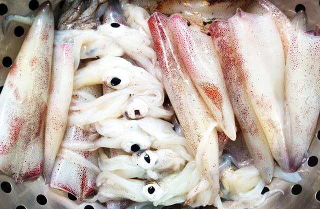 Chọn ghẹ, mực sao cho ngon?