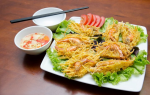 Tự thưởng bánh tôm Hồ Tây giòn rụm tại nhà
