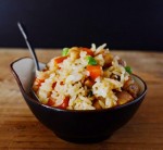 Đãi cả nhà cơm rang thịt gà vào bữa sáng