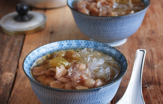 Chè nhãn nhục giải khát ngày nắng nóng