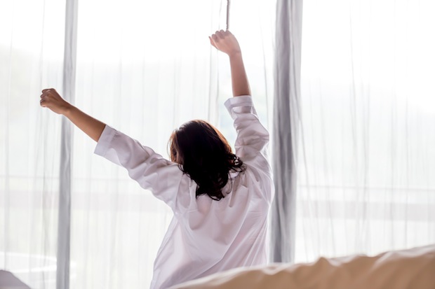 Phụ nữ muốn trẻ đẹp - đừng quên 6 thói quen này trước khi ngủ