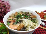 Bữa sáng ngon miệng với miến chả tôm thịt