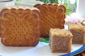 Bánh Trung thu nướng nhân hạt dẻ mới lạ