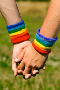 Cô ấy nhìn thấy tôi cùng người tình đồng tính