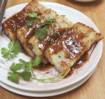 Bánh củ cải chiên kèm sốt mật ong ngon lạ