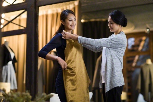 Mẹ chồng “bá đạo” khiến tôi đi ngủ cũng cười