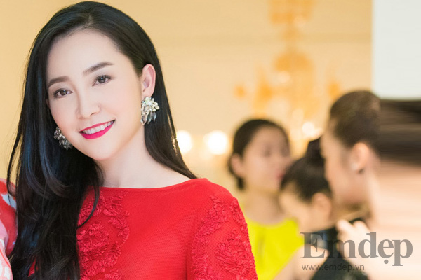 Mẹo làm dầy cho môi mỏng tinh tế như Linh Nga