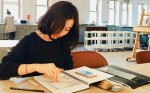 Cách tập tành trong lúc ngồi học để giữ gìn vòng eo "con kiến"