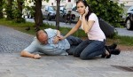 Cách sơ cứu người bị đột quỵ ai cũng cần biết