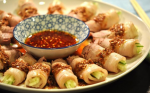 Cách làm thịt heo luộc cuộn dưa heo cực ngon mà dân dã
