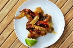Làm cánh gà sốt cay xuýt xoa cho ngày lạnh