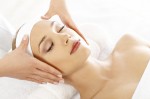 Massage để có gương mặt đẹp trong thời tiết hanh khô