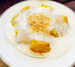 Thưởng thức bánh chuối hấp tuyệt ngon