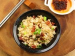 Cơm rang lạp xưởng ấm bụng ngày mới